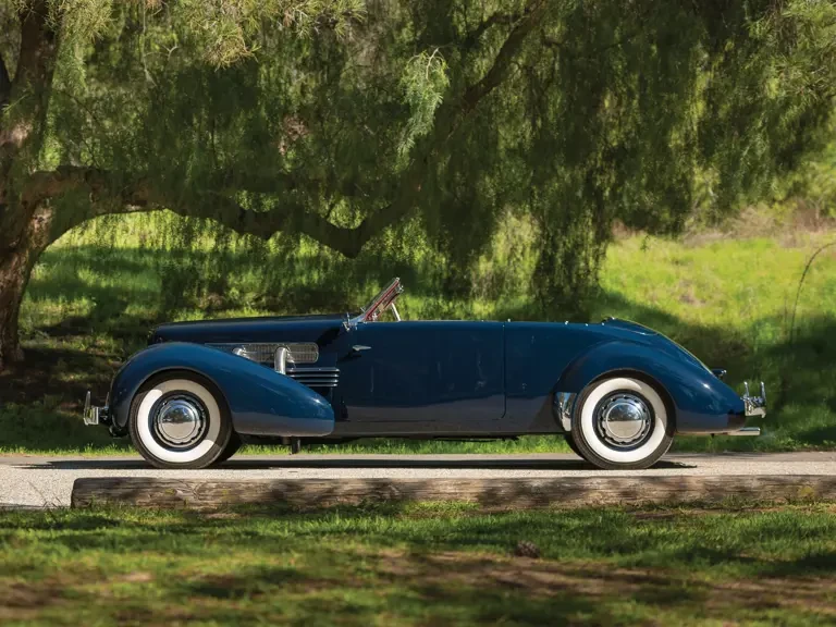 1937 Cord 810 & 812 - Image 6 of 26