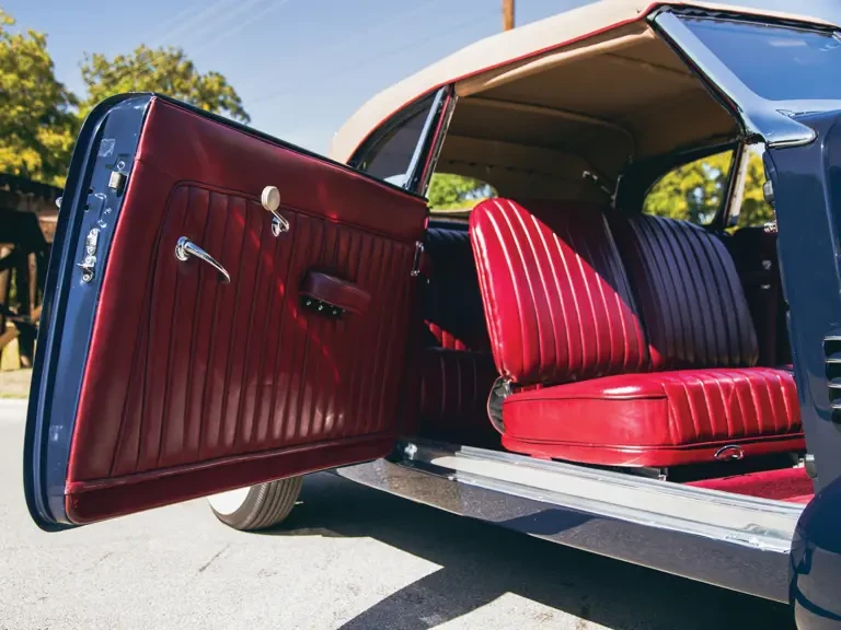 1937 Cord 810 & 812 - Image 17 of 27