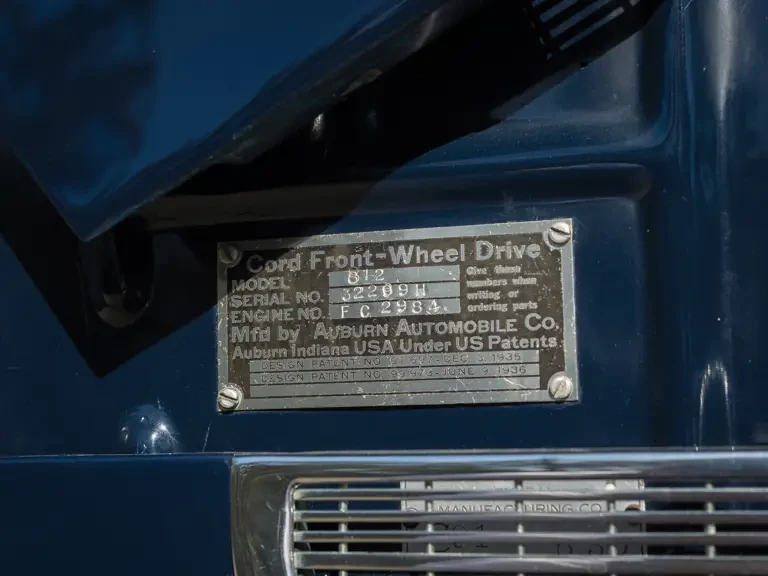 1937 Cord 810 & 812 - Image 24 of 26