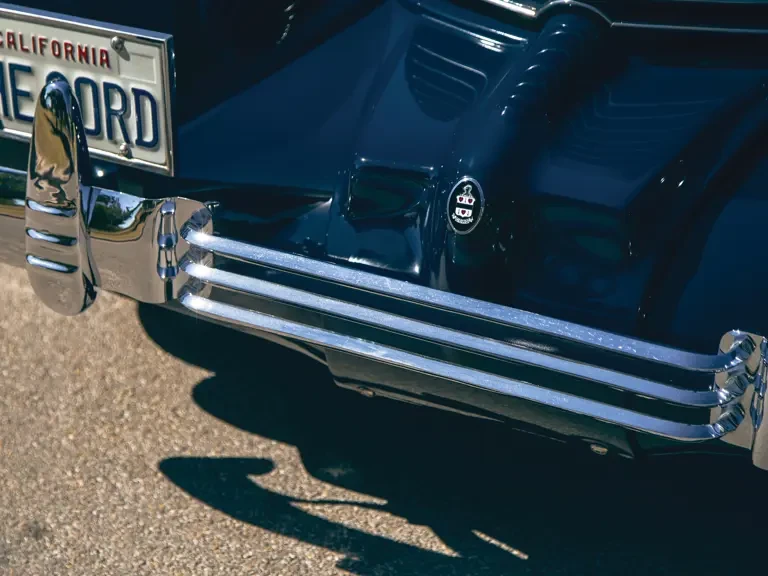 1937 Cord 810 & 812 - Image 7 of 27