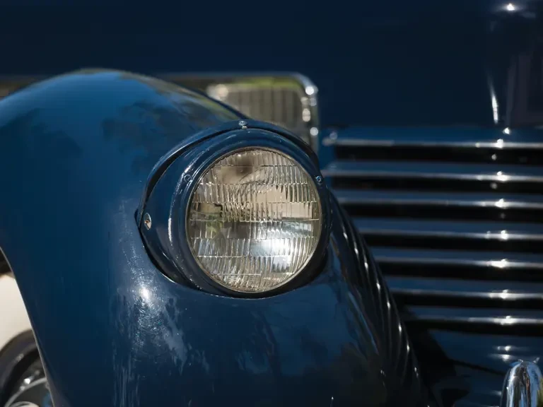 1937 Cord 810 & 812 - Image 21 of 26
