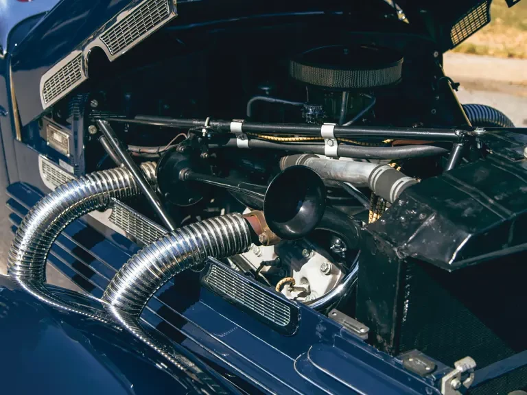 1937 Cord 810 & 812 - Image 21 of 27