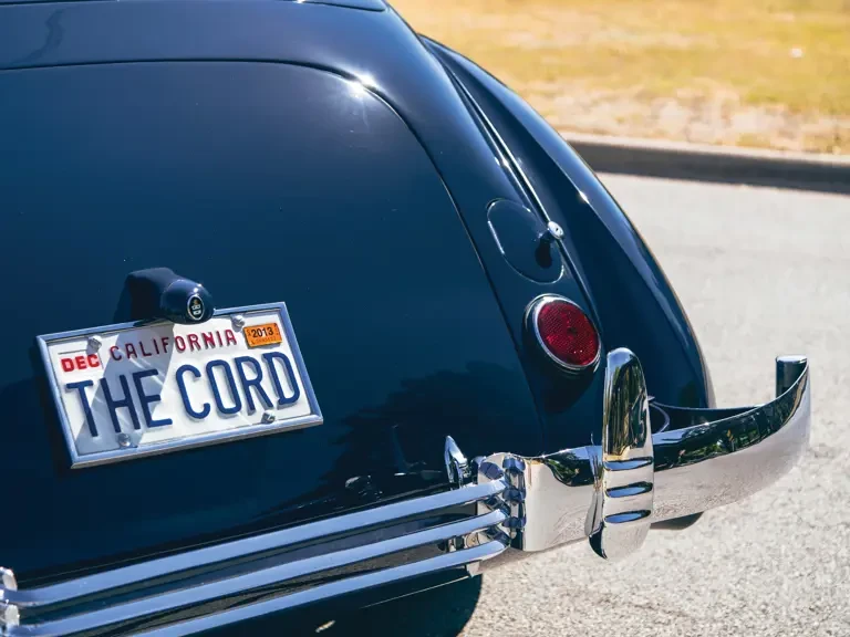 1937 Cord 810 & 812 - Image 9 of 27