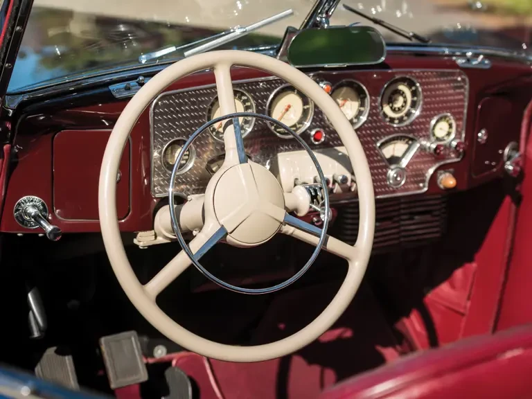 1937 Cord 810 & 812 - Image 11 of 26