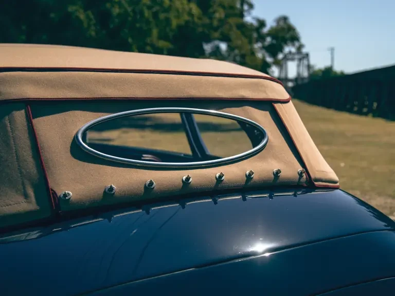 1937 Cord 810 & 812 - Image 10 of 27