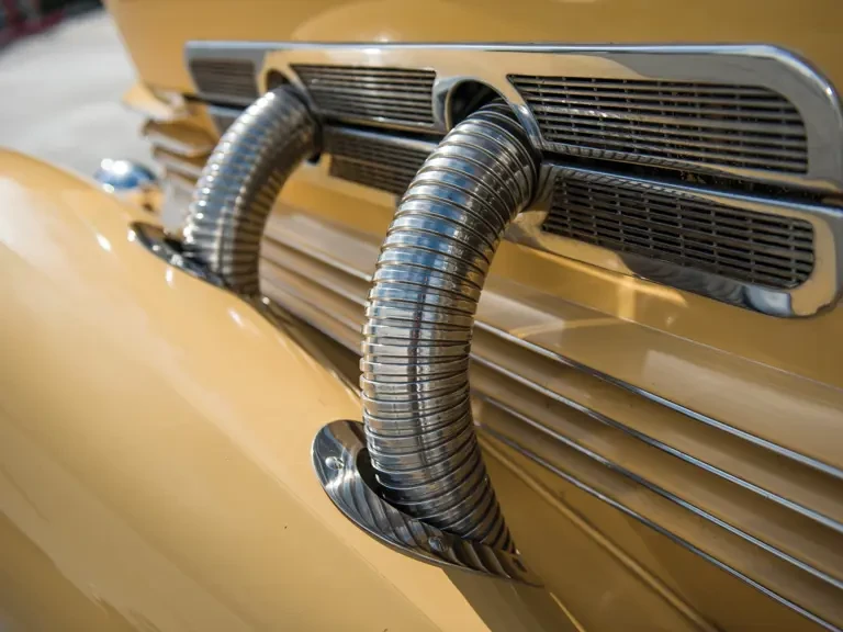 1937 Cord 810 & 812 - Image 19 of 31