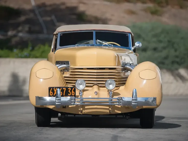 1937 Cord 810 & 812 - Image 7 of 31
