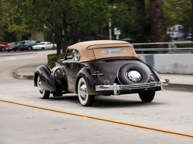 1937 Cord 810 & 812 - Image 23 of 31