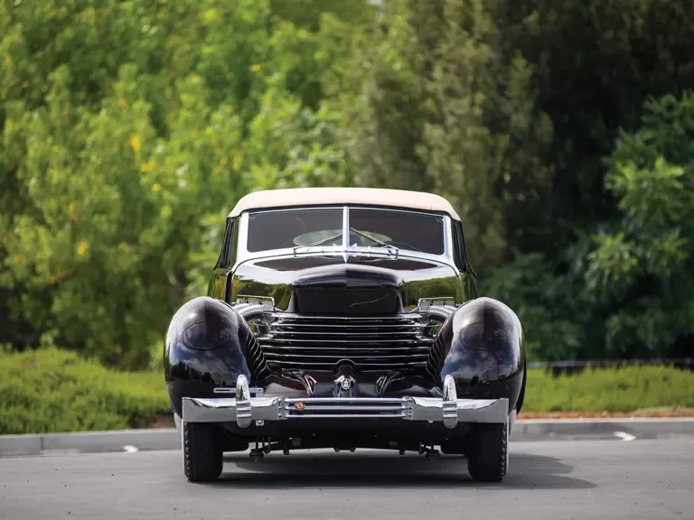 1937 Cord 810 & 812 - Image 9 of 31
