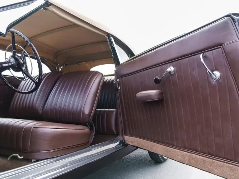 1937 Cord 810 & 812 - Image 12 of 31