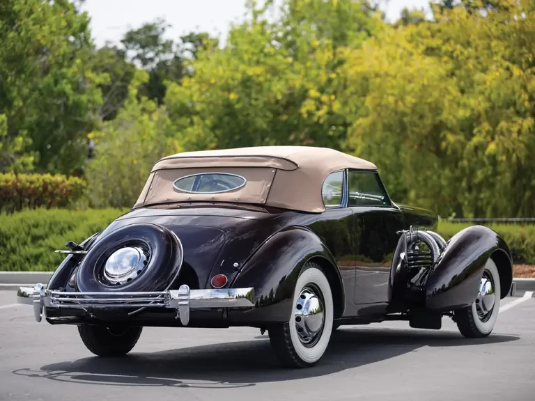 1937 Cord 810 & 812 - Image 3 of 31