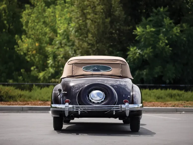 1937 Cord 810 & 812 - Image 10 of 31
