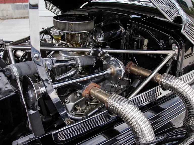 1937 Cord 810 & 812 - Image 4 of 27