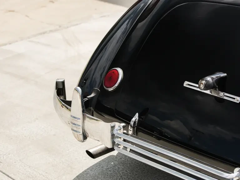 1937 Cord 810 & 812 - Image 10 of 27