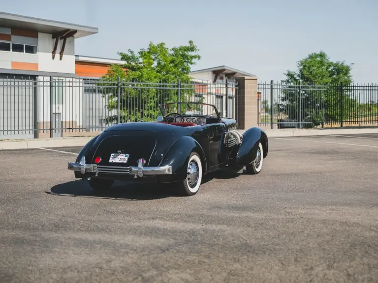 1937 Cord 810 & 812 - Image 3 of 31