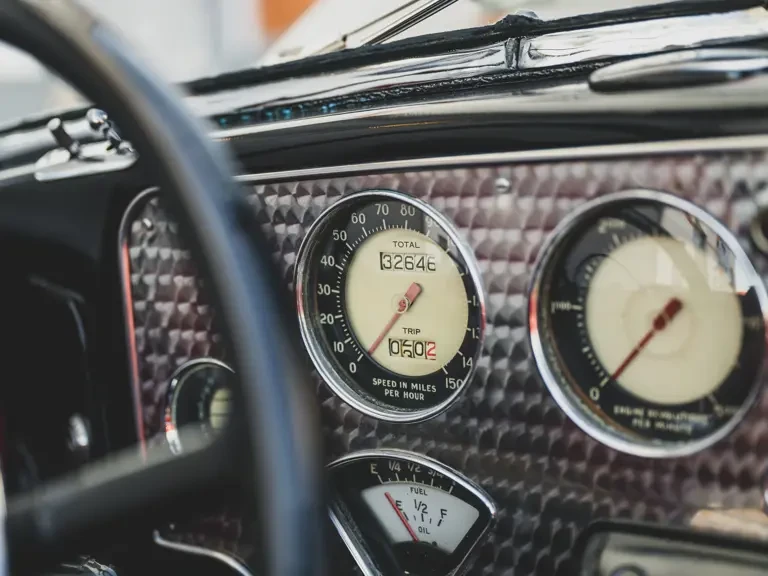 1937 Cord 810 & 812 - Image 22 of 31