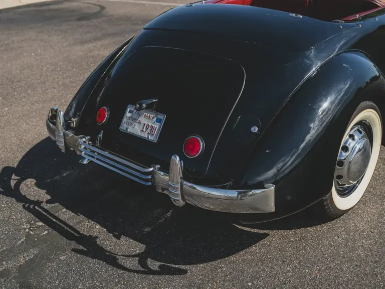 1937 Cord 810 & 812 - Image 16 of 31