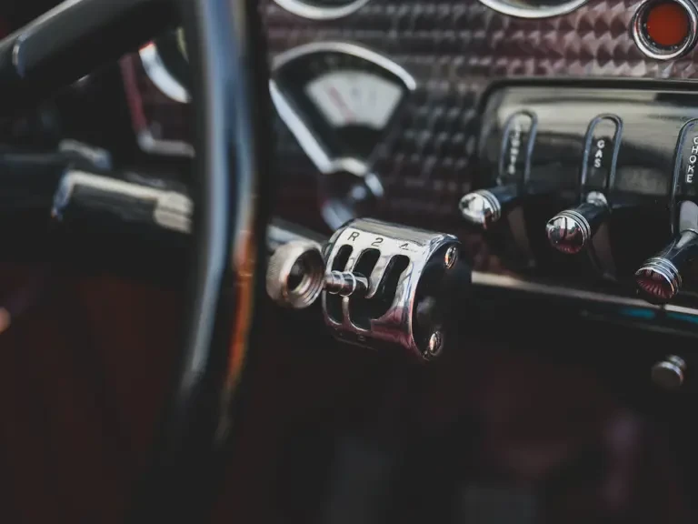 1937 Cord 810 & 812 - Image 23 of 31