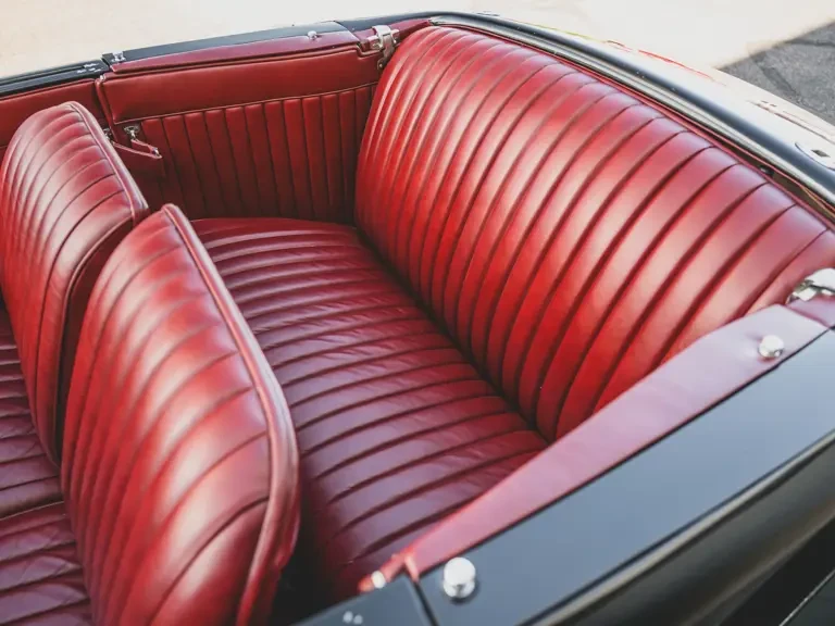 1937 Cord 810 & 812 - Image 25 of 31
