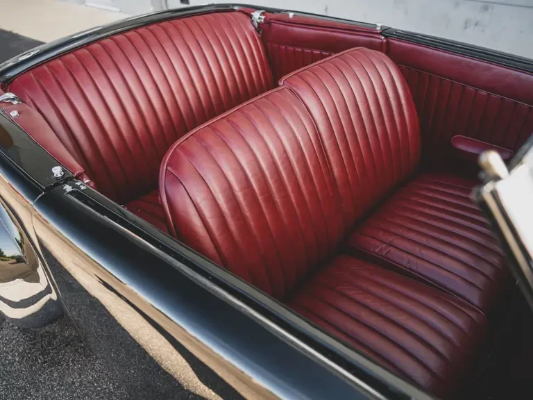 1937 Cord 810 & 812 - Image 28 of 31