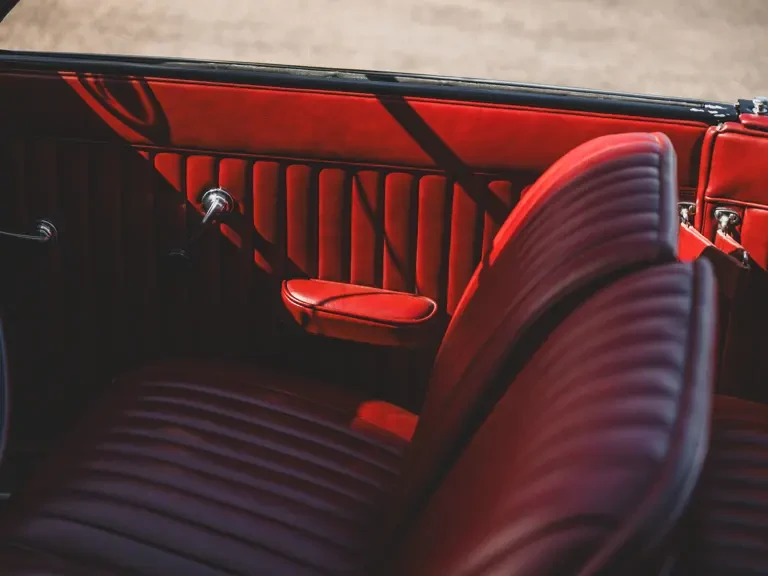 1937 Cord 810 & 812 - Image 29 of 31