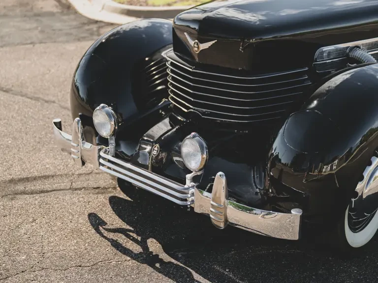 1937 Cord 810 & 812 - Image 12 of 31