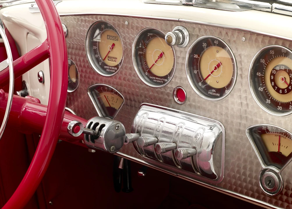 1937 Cord 810 & 812 - Image 24 of 29