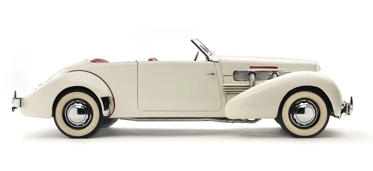 1937 Cord 810 & 812 - Image 29 of 29