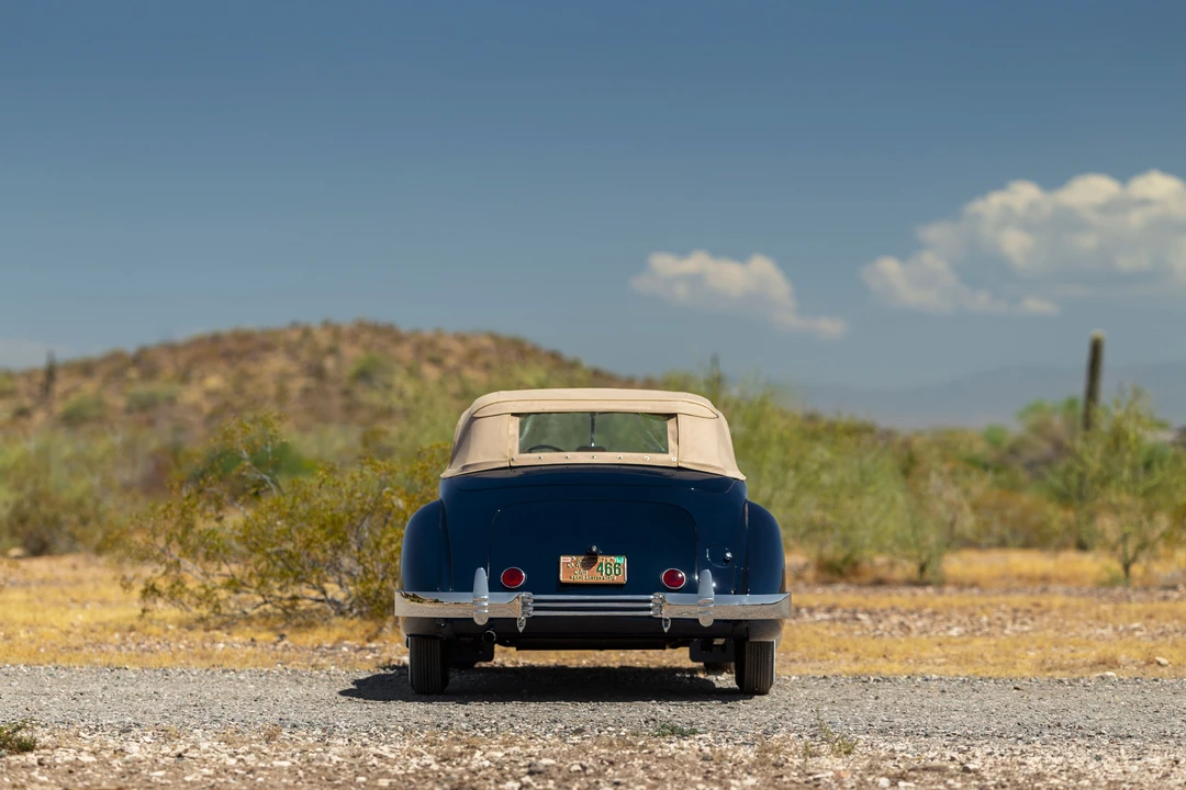 1937 Cord 810 & 812 - Image 30 of 31