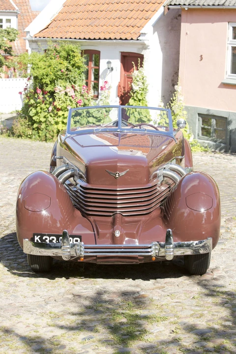 1937 Cord 810 & 812 - Image 5 of 15
