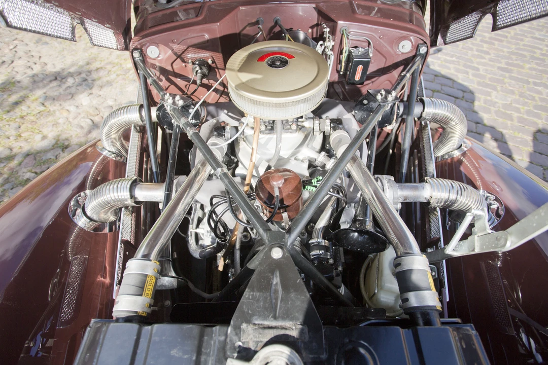 1937 Cord 810 & 812 - Image 13 of 15