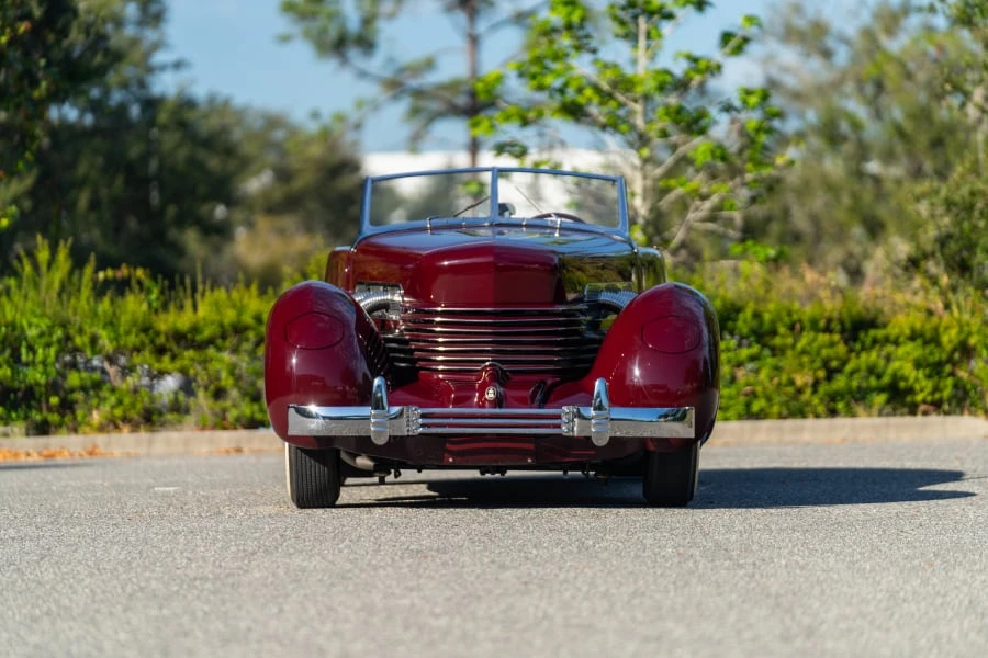 1937 Cord 810 & 812 - Image 4 of 19