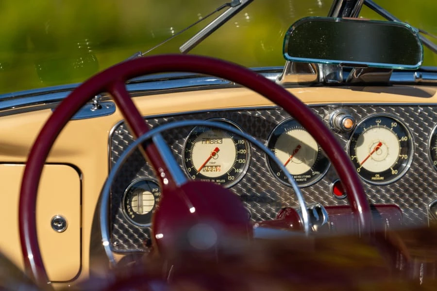 1937 Cord 810 & 812 - Image 16 of 19