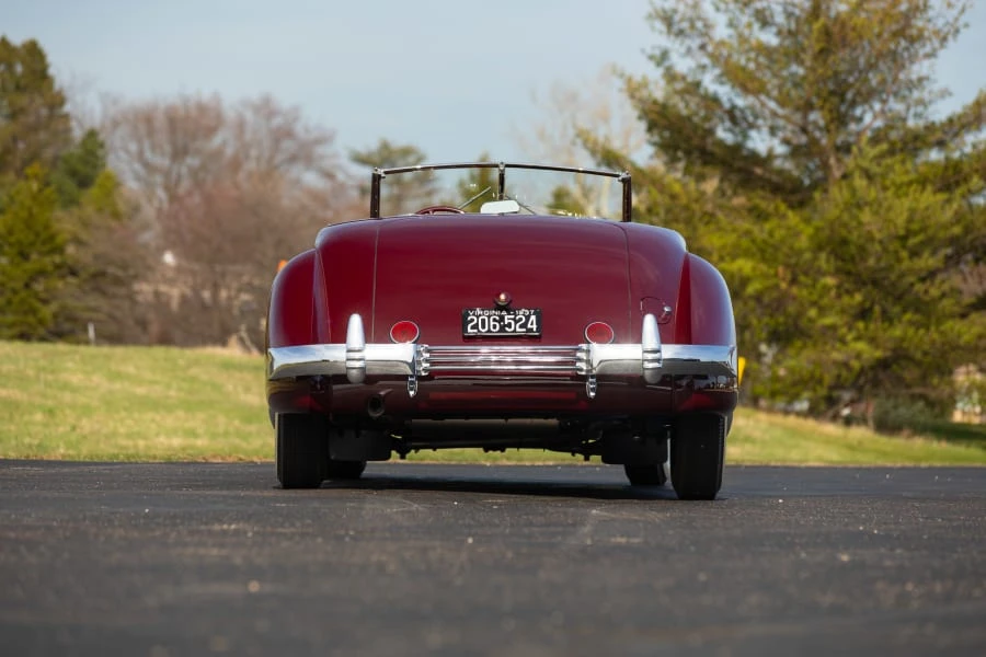 1937 Cord 810 & 812 - Image 11 of 31