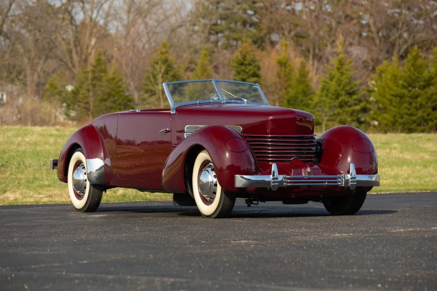 1937 Cord 810 & 812 - Image 13 of 31