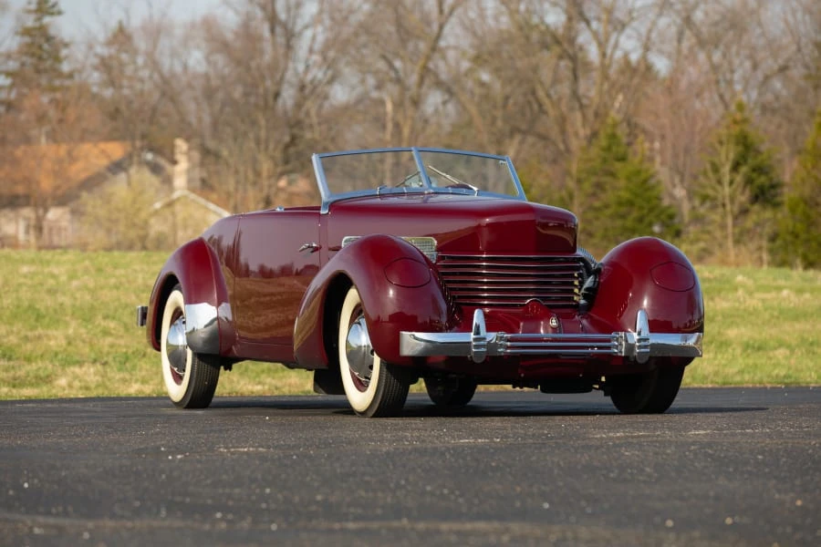 1937 Cord 810 & 812 - Image 17 of 31