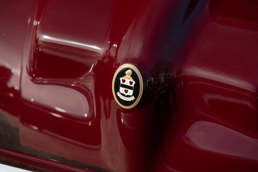 1937 Cord 810 & 812 - Image 4 of 31