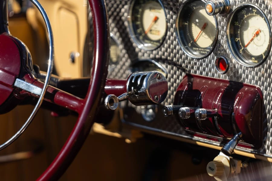 1937 Cord 810 & 812 - Image 17 of 19