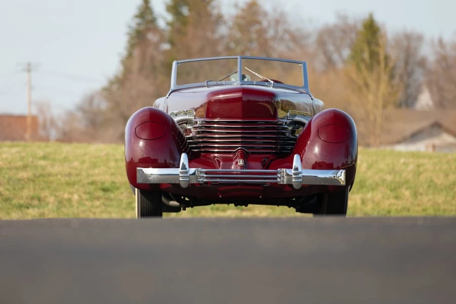 1937 Cord 810 & 812 - Image 14 of 31