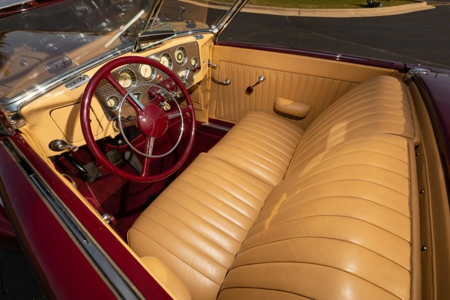 1937 Cord 810 & 812 - Image 26 of 31