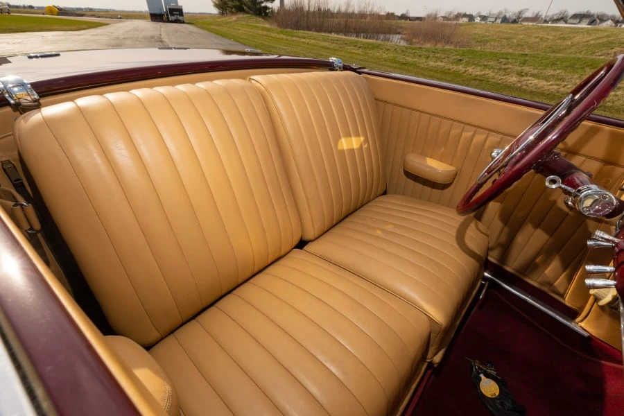 1937 Cord 810 & 812 - Image 23 of 31