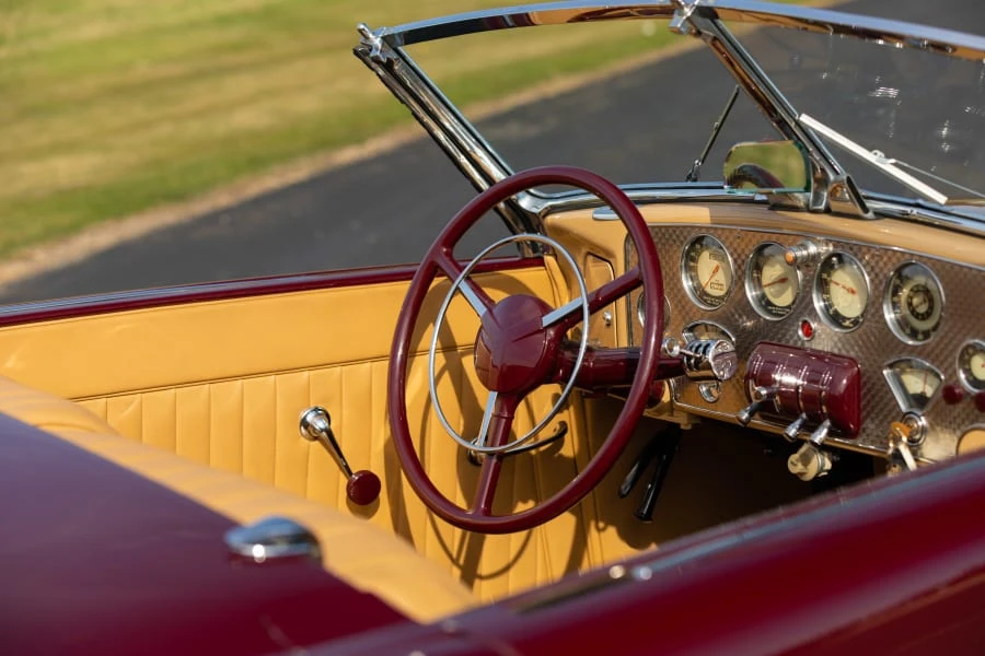 1937 Cord 810 & 812 - Image 18 of 31