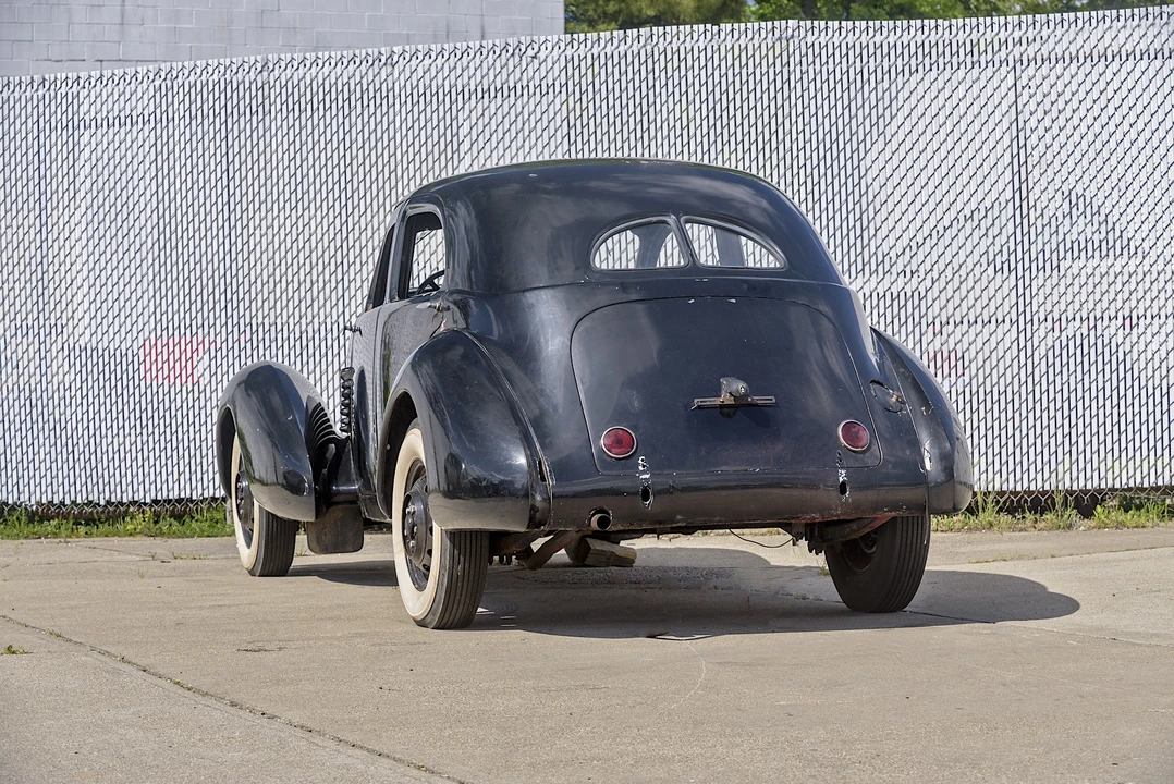 1937 Cord 810 & 812 - Image 5 of 31