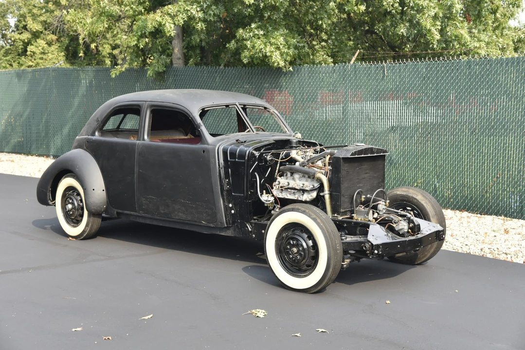 1937 Cord 810 & 812 - Image 5 of 31