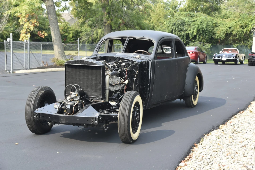 1937 Cord 810 & 812 - Image 20 of 31