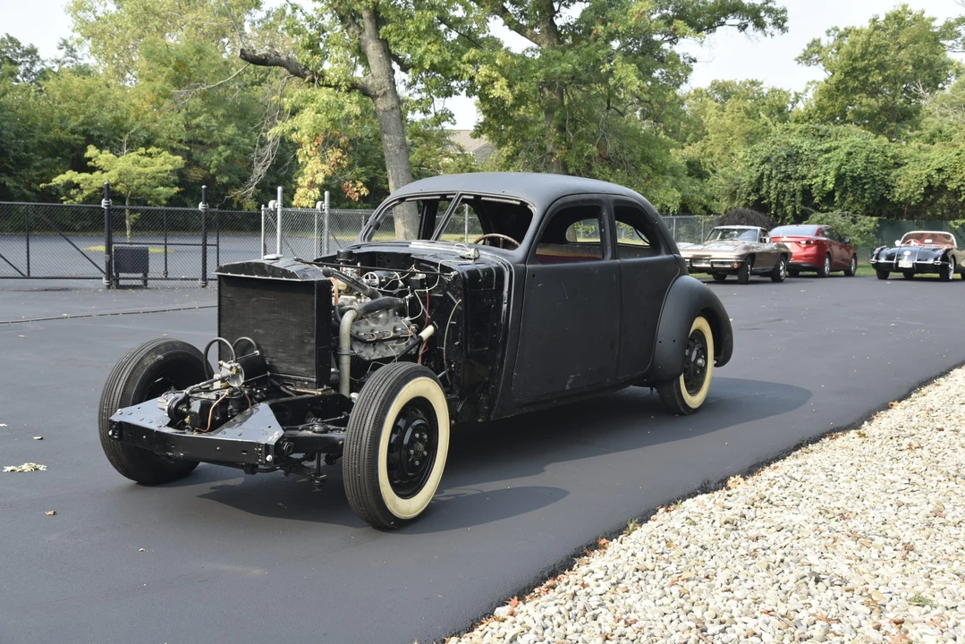 1937 Cord 810 & 812 - Image 19 of 31