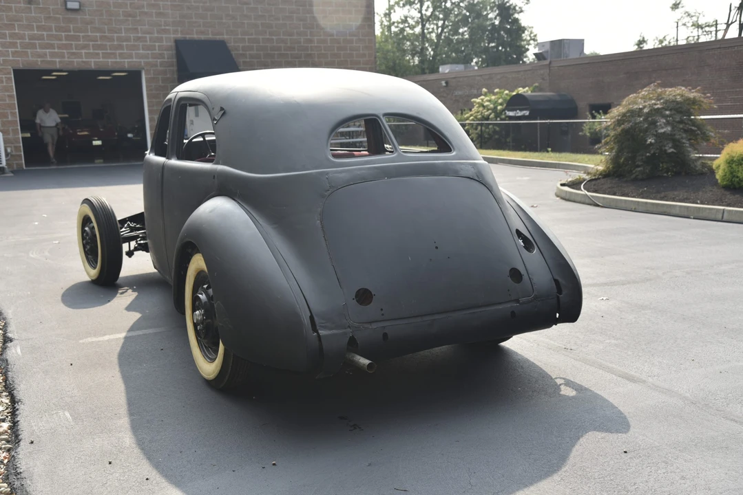 1937 Cord 810 & 812 - Image 16 of 31