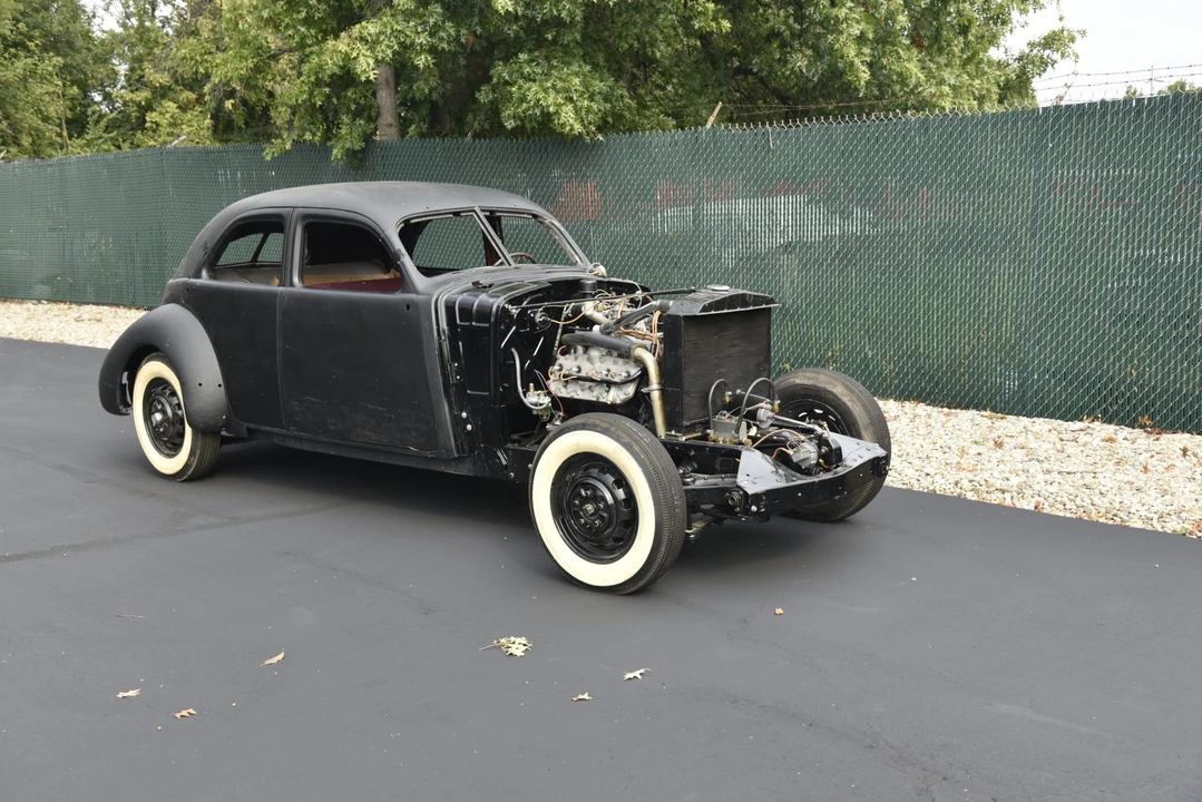 1937 Cord 810 & 812 - Image 4 of 31