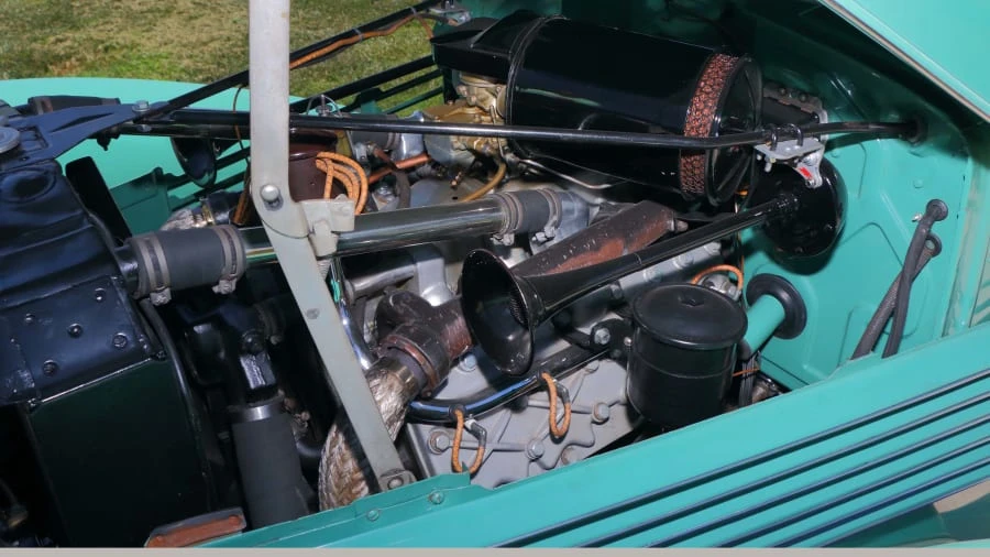 1937 Cord 810 & 812 - Image 6 of 12