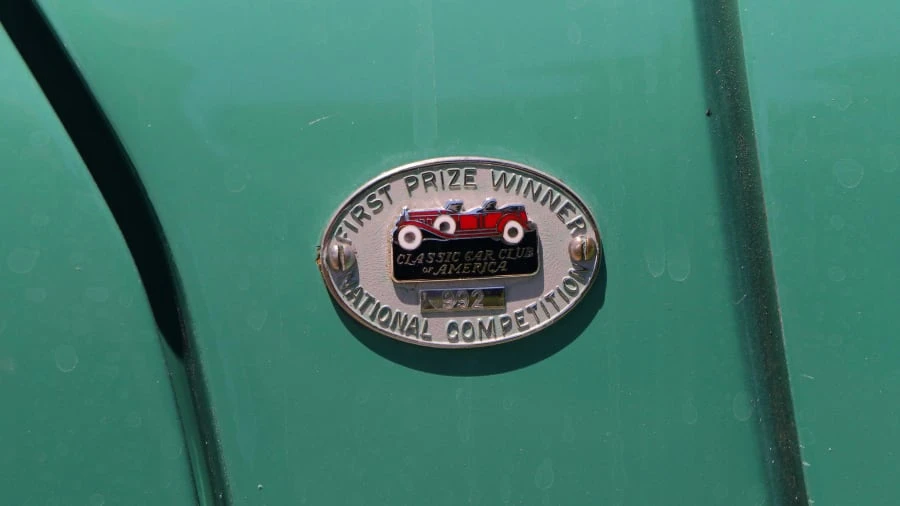 1937 Cord 810 & 812 - Image 9 of 12